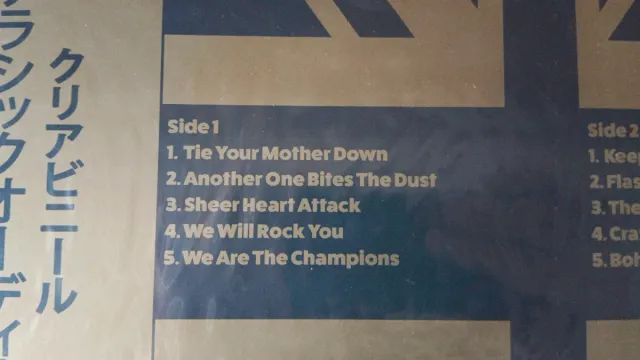 Queen - Crazy Little Things Vinilo