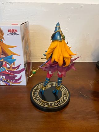 Figura Dark Magician Girl Valkyria Equal-Arts