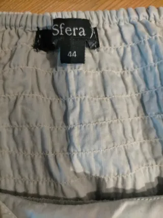 Blusa tirantes volantes gris