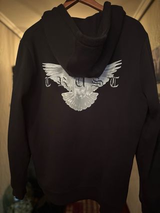 Sudadera con capucha negra 'TRUST'