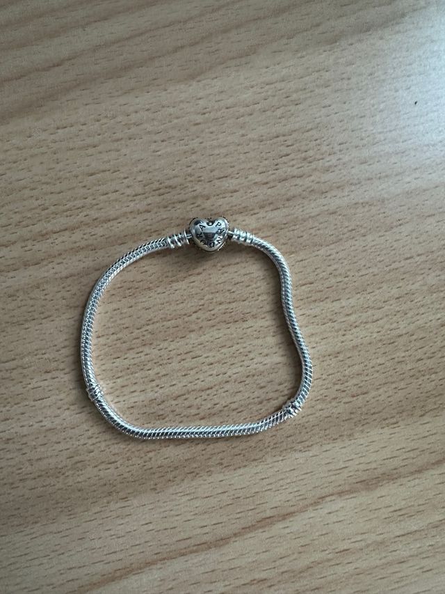 Pulsera Pandora Corazón. Talla 19 cm