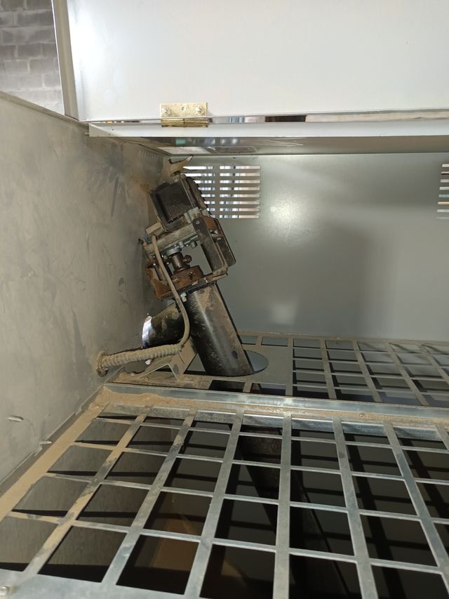 Caldera de pellets Ferroli con silo