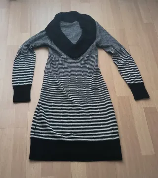 Vestido de punto blanco y negro