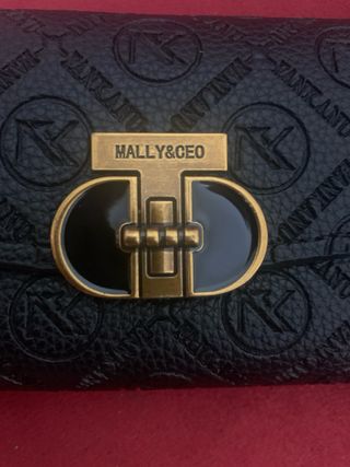 Cartera elegante de piel sintética negra