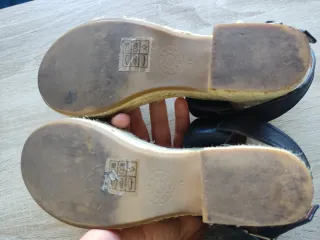 Sandalias cuña Bimba y Lola Talla 39