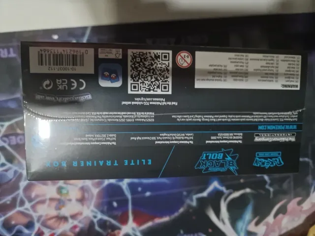 Pokemon Scarlet & Violet Black Bolt ETB