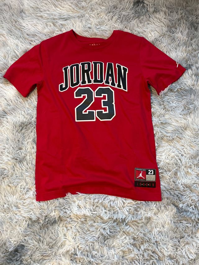 Camiseta Jordan 23 Vermelha
