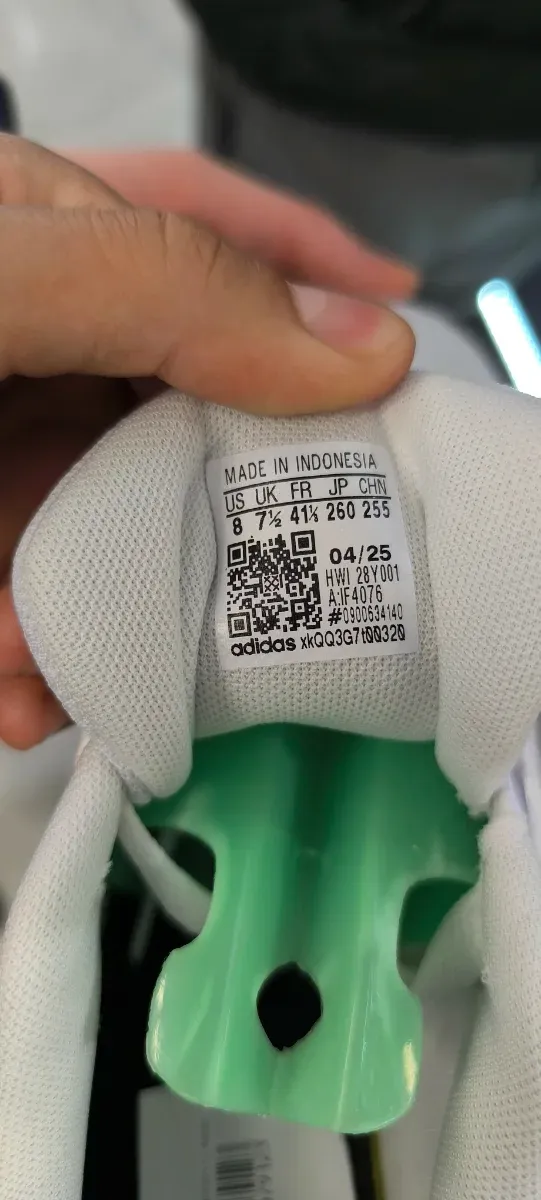 Zapatillas Adidas Blancas y Verdes