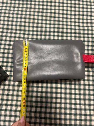 Neceser Xiaomi gris con asa roja