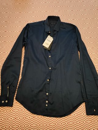 Camisa Zara azul marino eléctrico Talla S