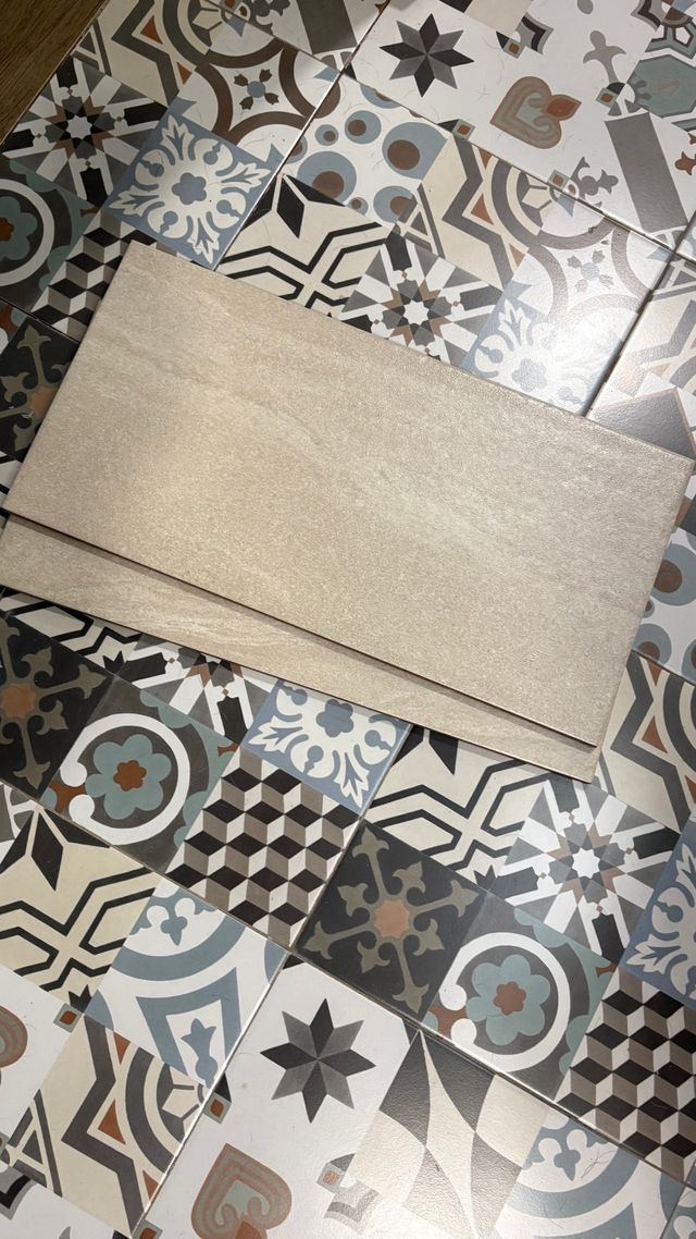 Azulejos beige 50x25 textura rugosa