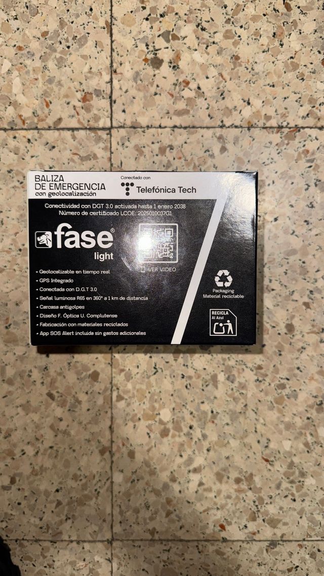 Baliza emergencia V16 con geolocalización