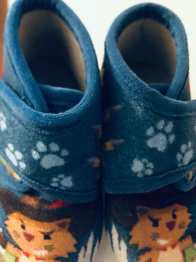 Zapatillas Cosdam niño T.25