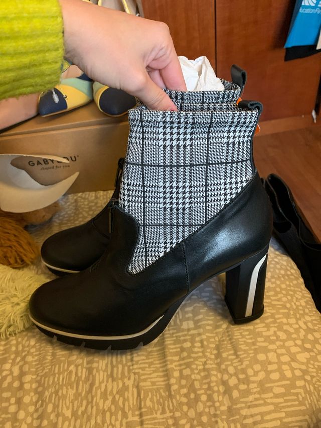 Botas Gadea negras y multicolor