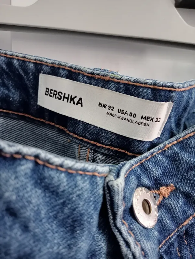 Pantalón vaquero cargo mujer