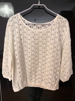 Blusa Oysho blanca encaje talla S