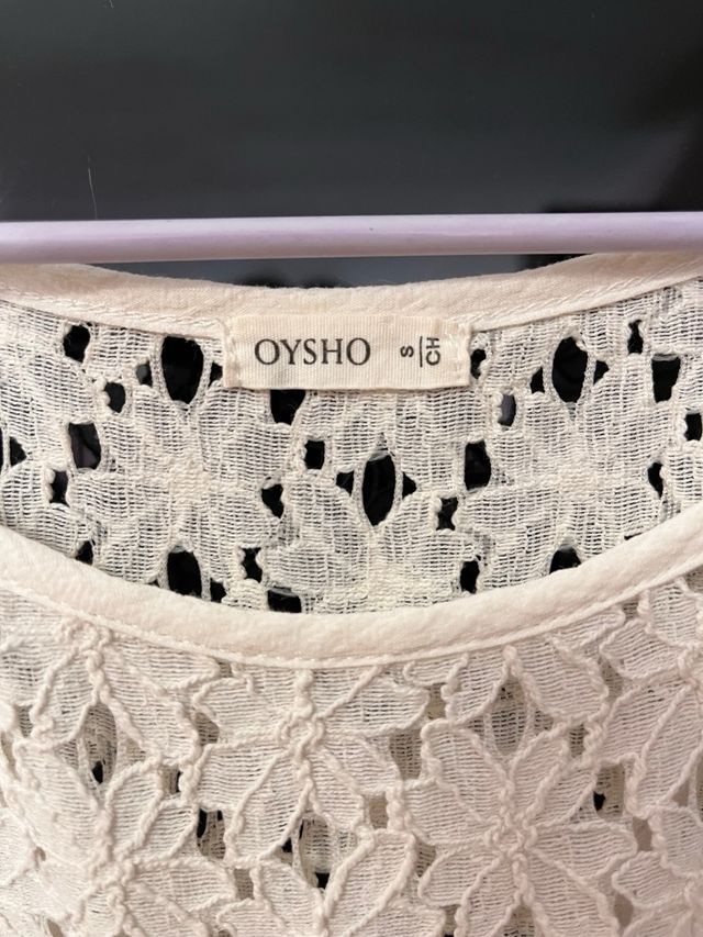 Blusa Oysho blanca encaje talla S