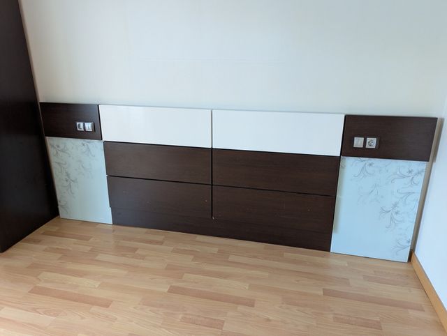 Cabecero de cama moderno madera y cristal