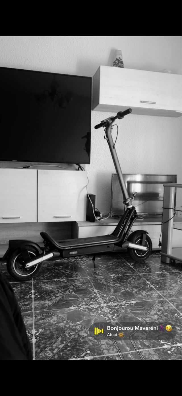 Patinete Eléctrico Bongo Gs50xxl con casco