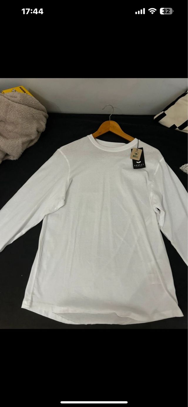 Camiseta Green Coast manga larga blanca sin usar