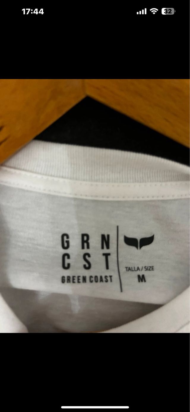 Camiseta Green Coast manga larga blanca sin usar
