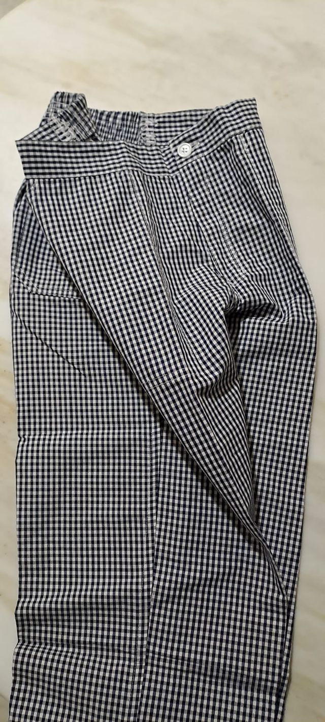 Divisa da cuoco, aiuto cuoco, ottime cond.