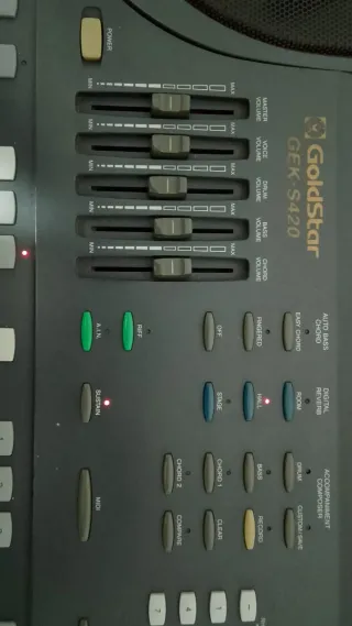 Órgano Electrónico Casio con Funda y Soporte