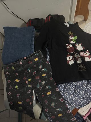 Lotto abbigliamento bimba 30-36 mesi