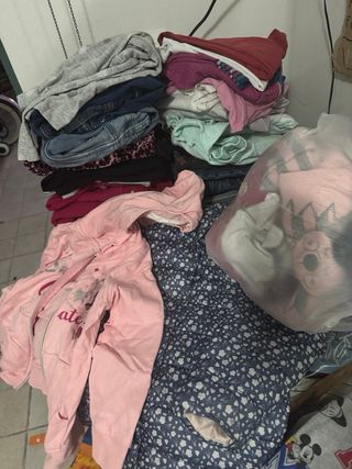 Lotto abbigliamento bimba 30-36 mesi