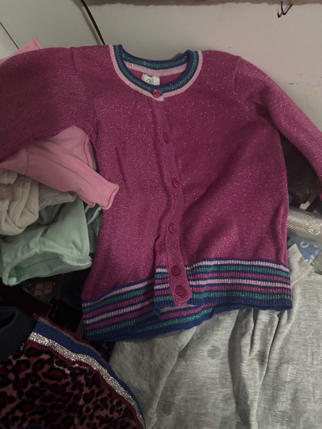 Lotto abbigliamento bimba 30-36 mesi