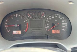 SEAT Leon 1.6 2005 gasolina