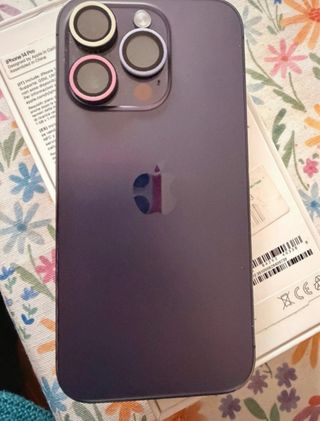 iPhone 14 Pro Morado