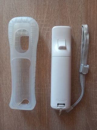 Wii Motion Plus Original con funda y correa