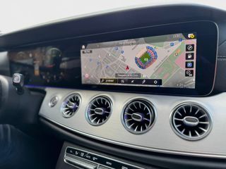 Mercedes-Benz Clase E COUPE 220d -  9.000 kms -