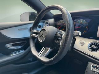 Mercedes-Benz Clase E COUPE 220d -  9.000 kms -