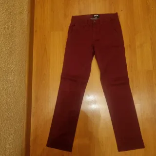 Pantalón chinos y vaqueros largos de niño.