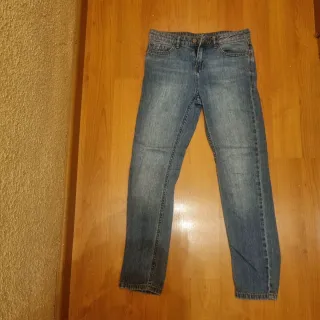 Pantalón chinos y vaqueros largos de niño.