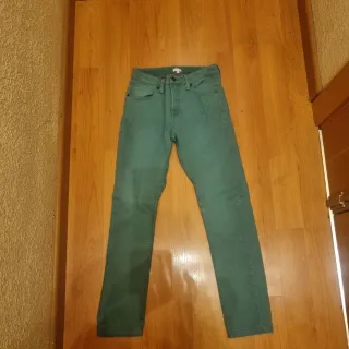Pantalón chinos y vaqueros largos de niño.