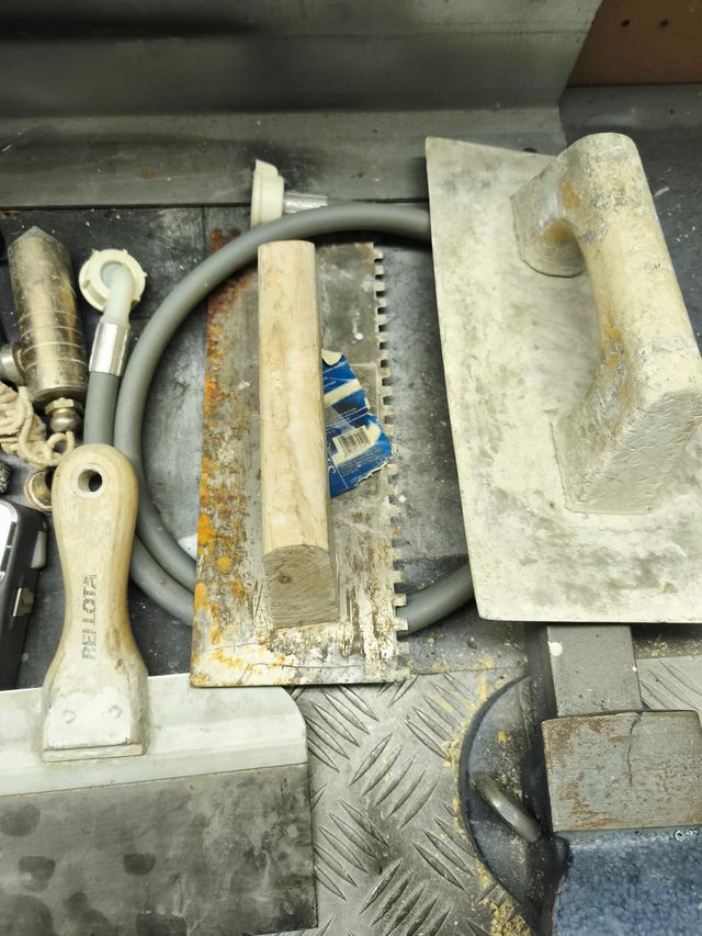 Lote Herramientas Manuales y Eléctricas