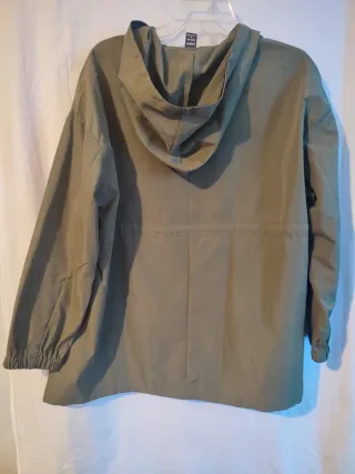 Chaqueta cortavientos premamá