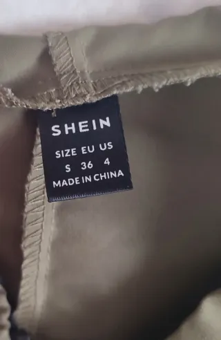 Chaqueta cortavientos premamá