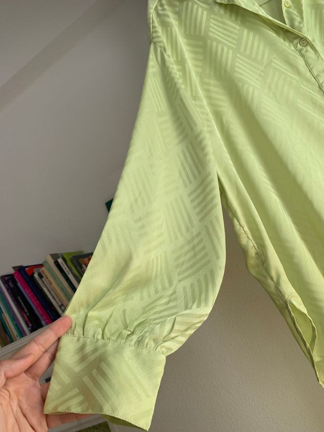 Camisa NATIVE YOUTH verde/amarilla talla M