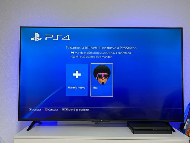 PS4 (PlayStation 4) + 1Mando + Cargador + Juegos