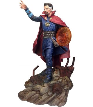 Figura Dr. Strange PVC Diorama Avengers