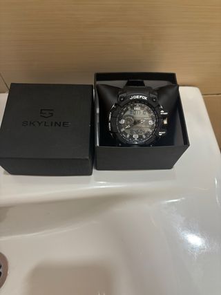 Reloj Skyline Negro