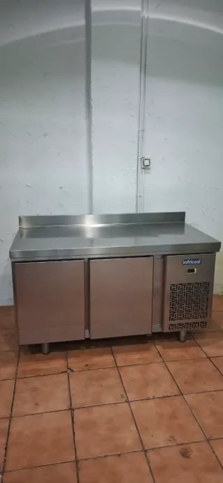 Bajo mostrador refrigerado Infricool