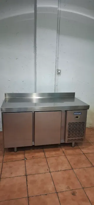 Bajo mostrador refrigerado Infricool
