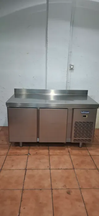Bajo mostrador refrigerado Infricool
