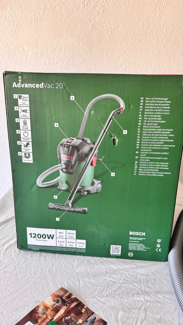 Aspirador Bosch AdvancedVac 20
