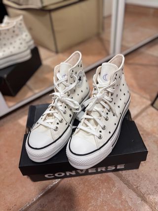 Converse high plataforma embroidered stars